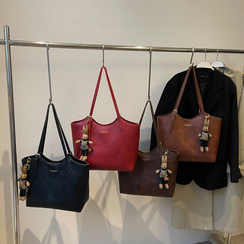 Kathrin - Stilvolle, vegane Handtasche mit viel Stauraum