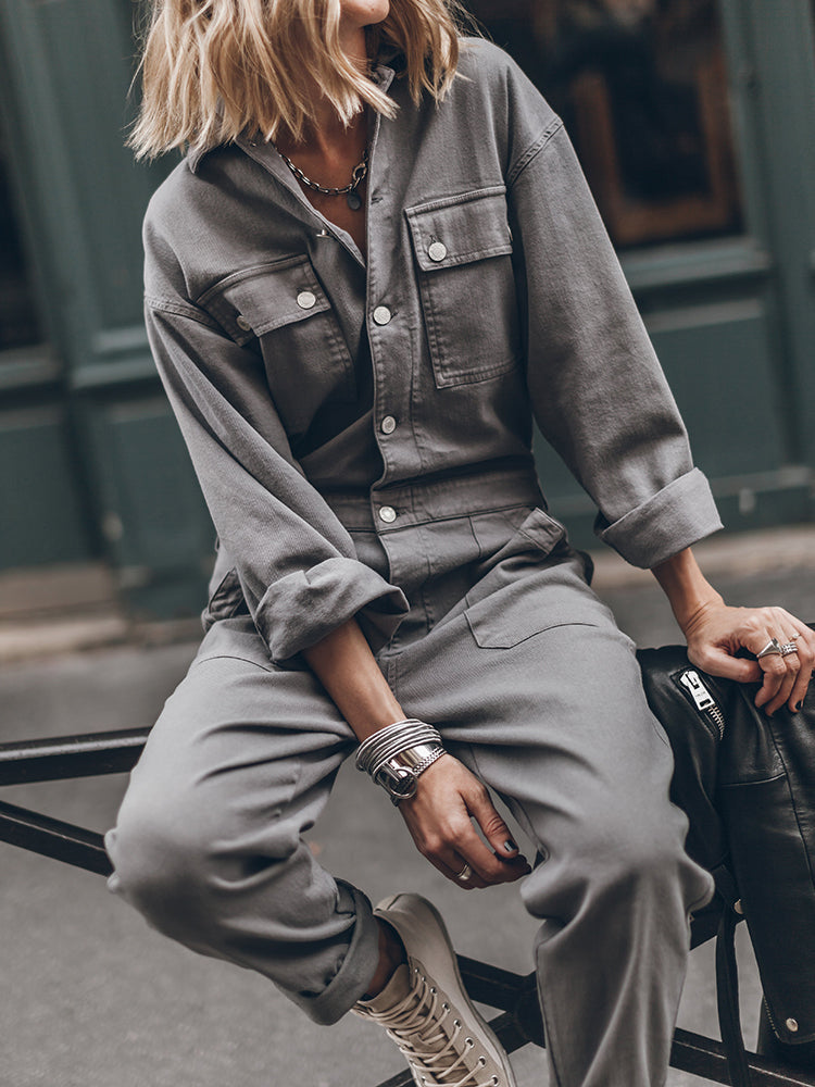 Mia - Jumpsuit mit lockerer Passform und Knopfleiste