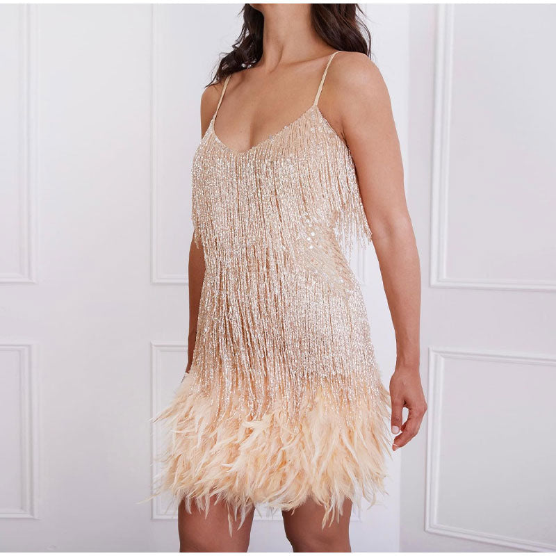 Mia™- Elegantes Cocktail Federkleid