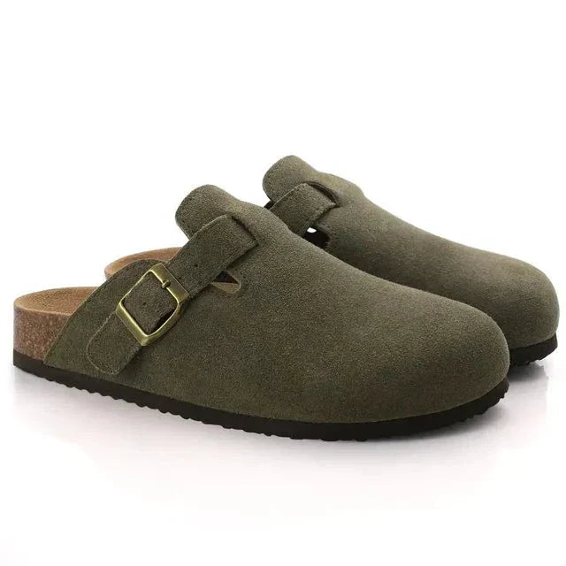 Herren Suede Slipper im Old Money Stil